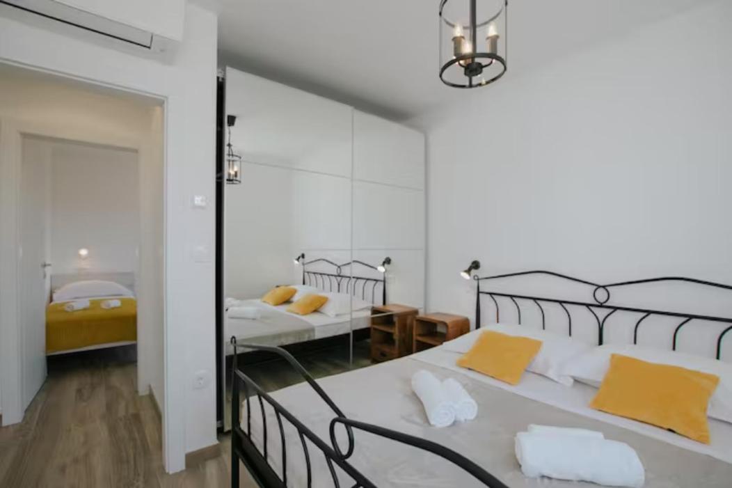 Luxury Apartments Marija Trogir Exterior foto